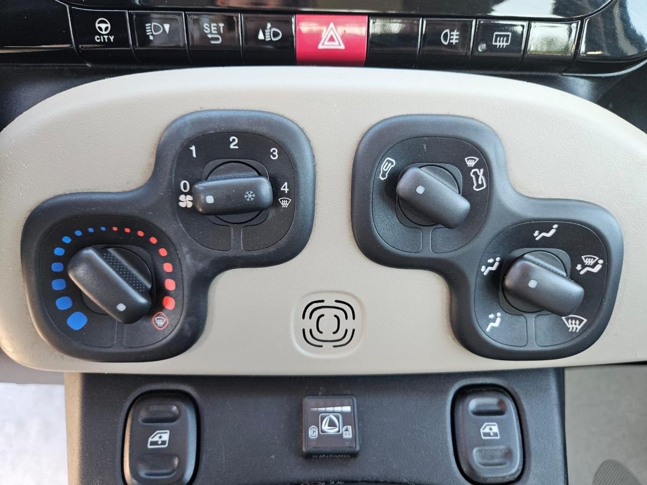 Fiat Panda 1.2 69Cv EasyPower Easy GPL*Clima*Neopatantati