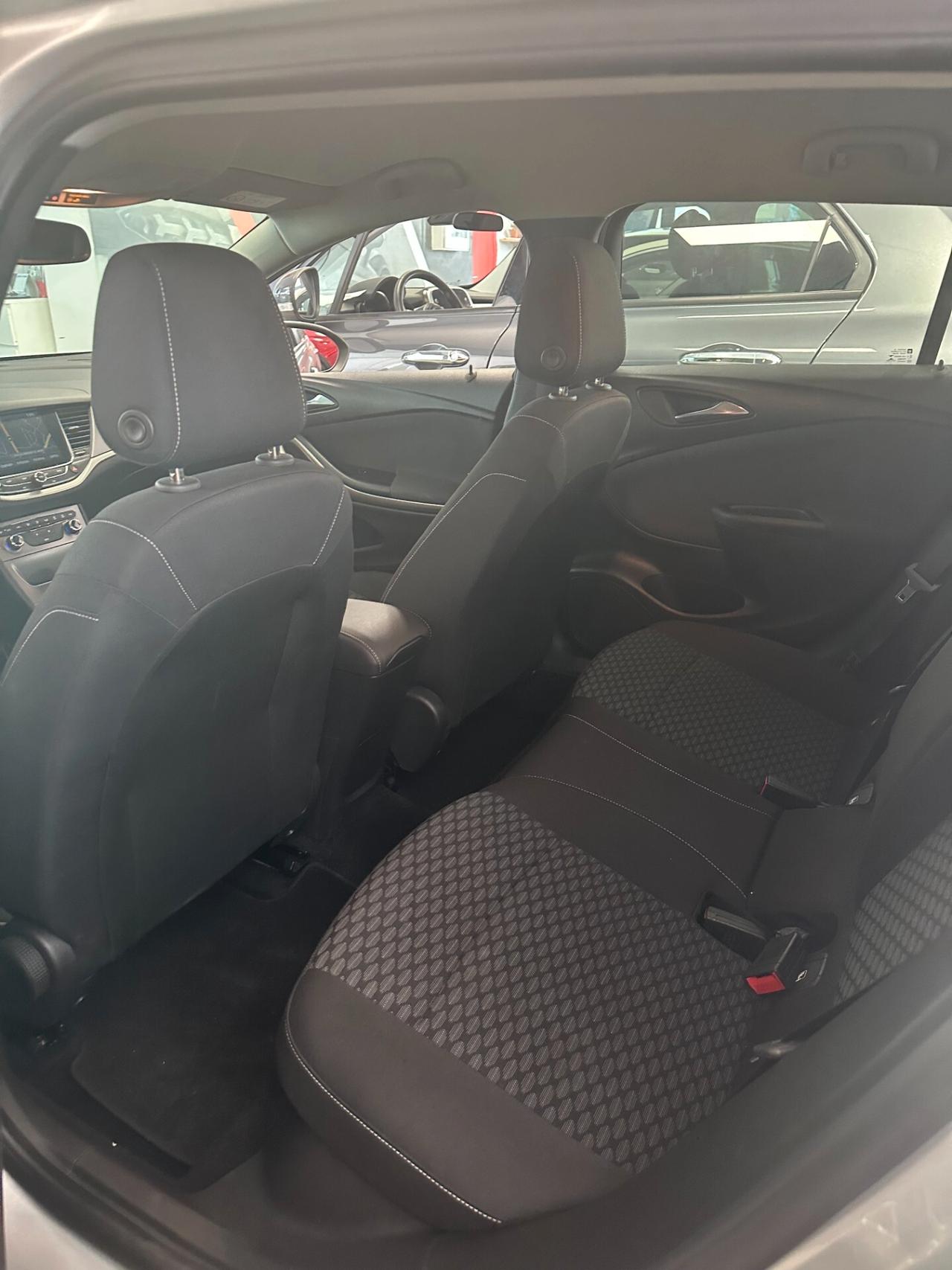 Opel Astra 1.6 CDTi 136CV aut. Sports Tourer Innovation