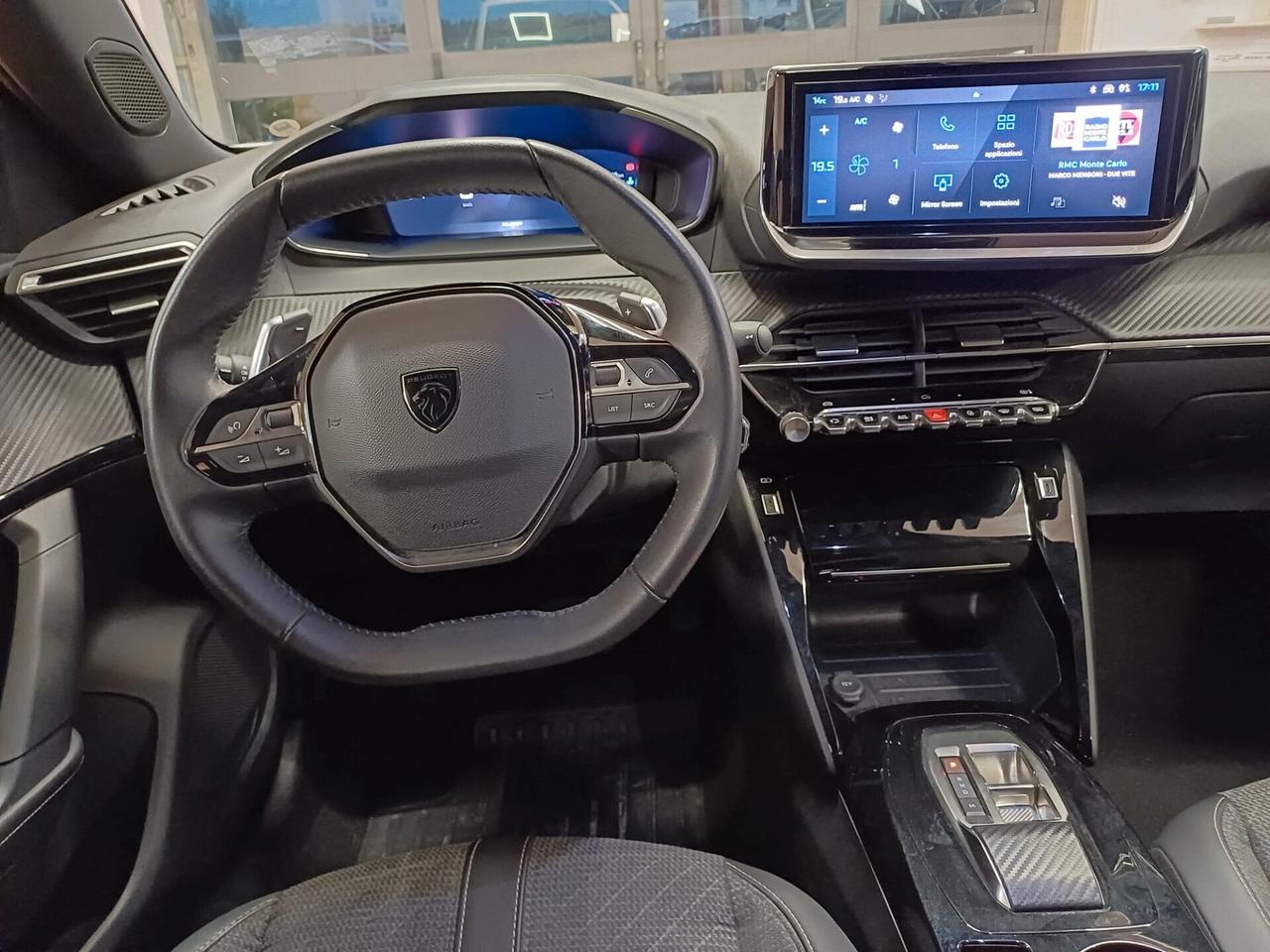 Peugeot 2008 BlueHDi 130 S&S EAT8 Allure