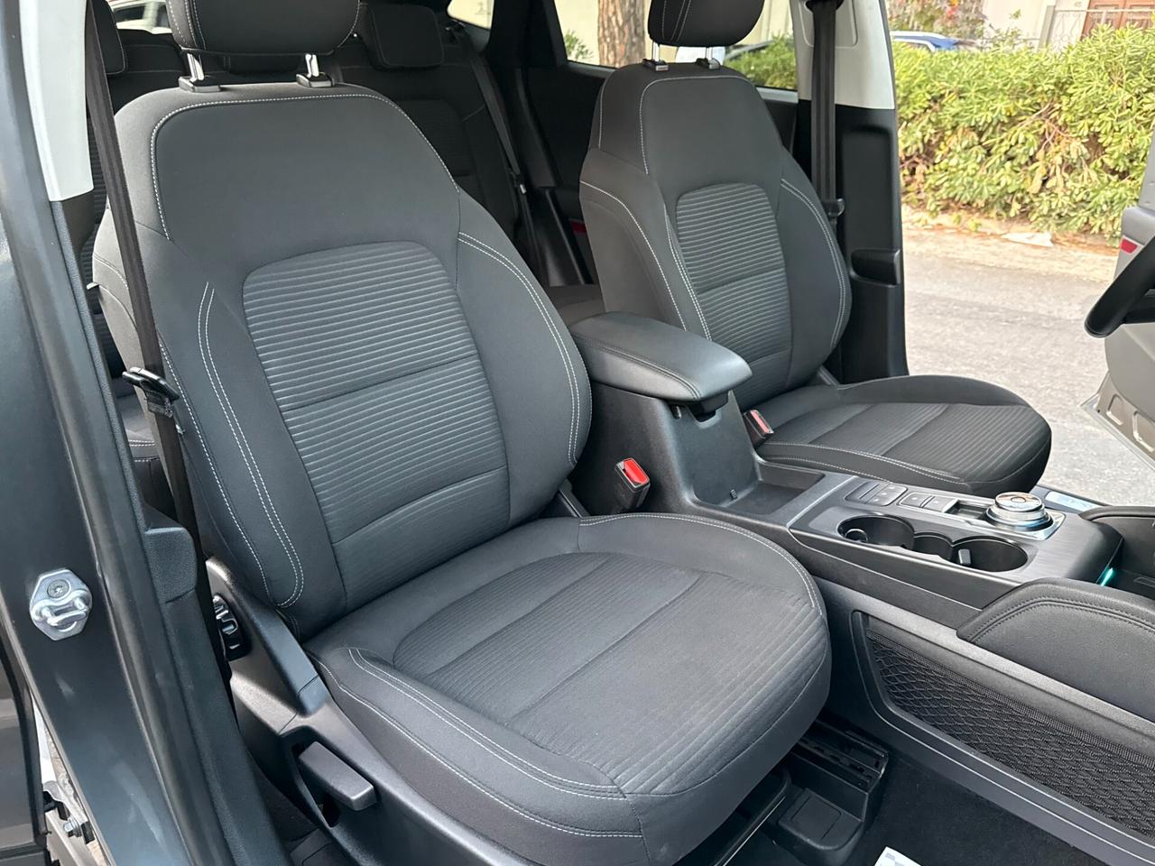 Ford Kuga 1.5 EcoBlue Autom Titanium NAVI CARPLAY