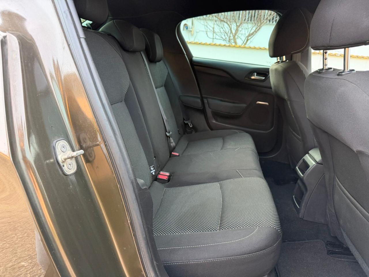 DS4 1.6 e-HDi Berlina 110cv Euro 5b