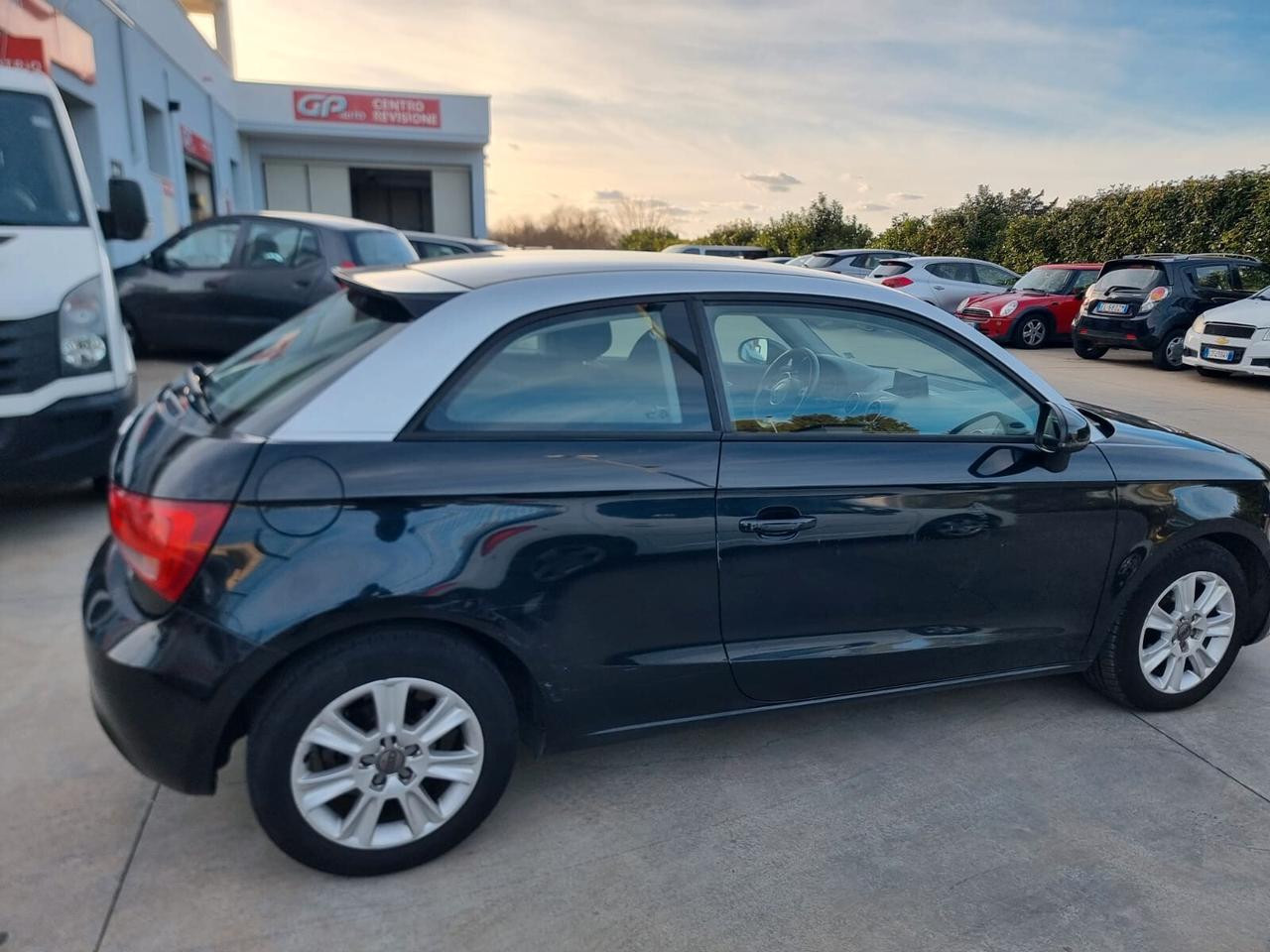 Audi A1 1.6 TDI Attraction OK NEOPATENTATO