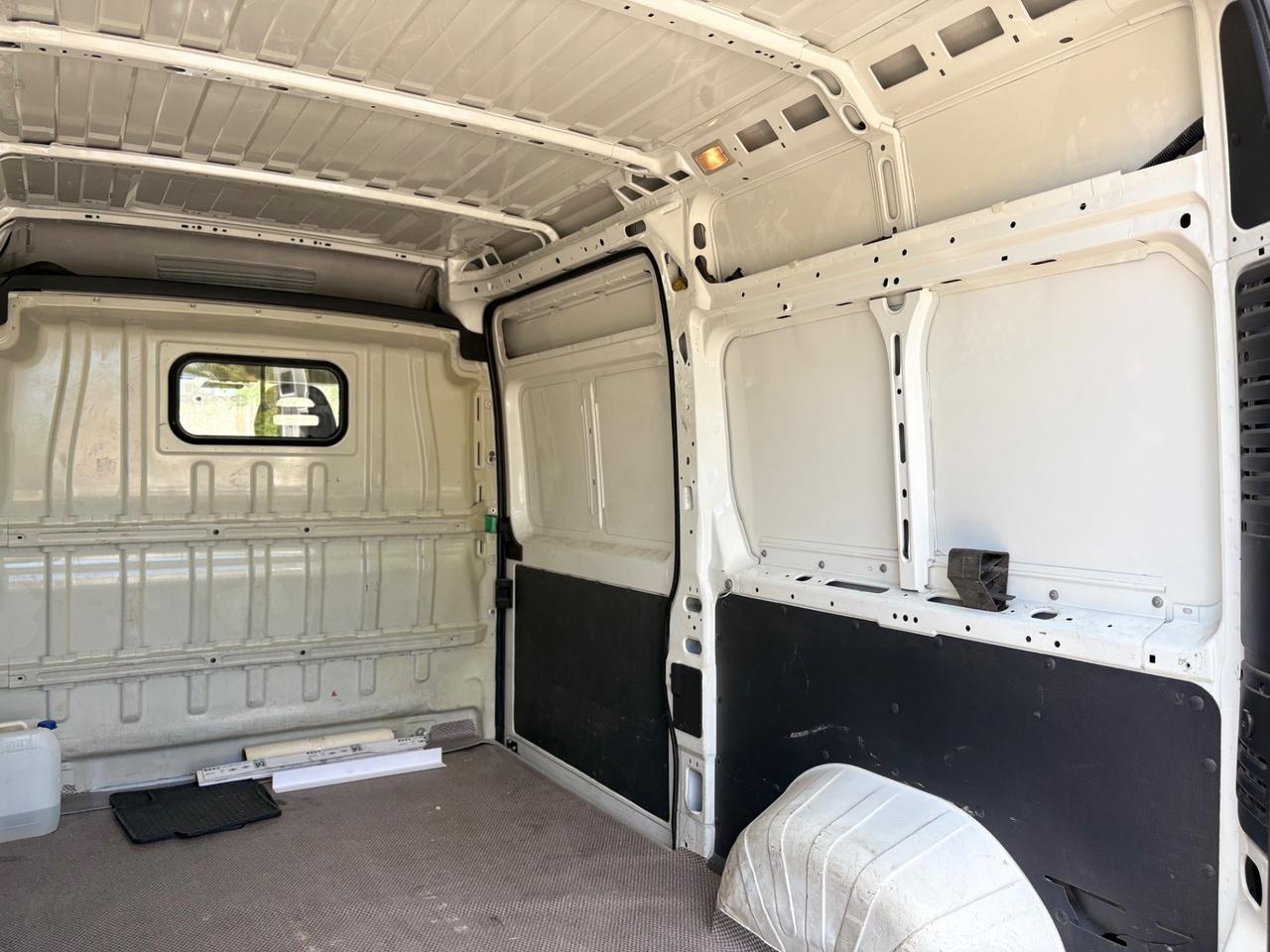 Peugeot Boxer 2.0 130cv