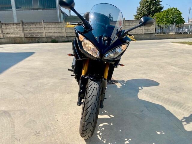 Yamaha Fazer 8 2012- 2 Prop . Solo 23.500 Km - Occasione