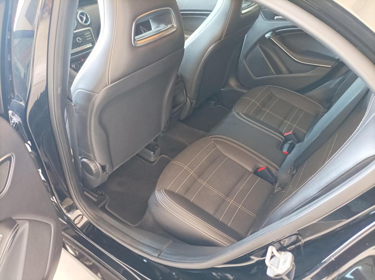 Mercedes-benz A 180 d Sport 01/2017