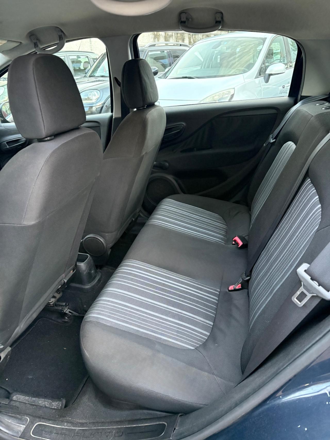 Fiat Punto Evo 1.4 benz.met splendide condizioni