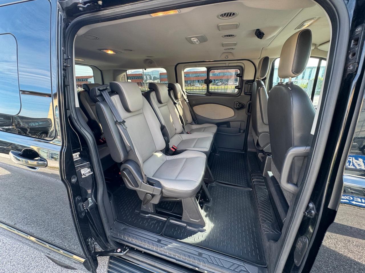 Ford Tourneo Custom Tit 2.0 TDCi 170CV Automatico PC 8posti