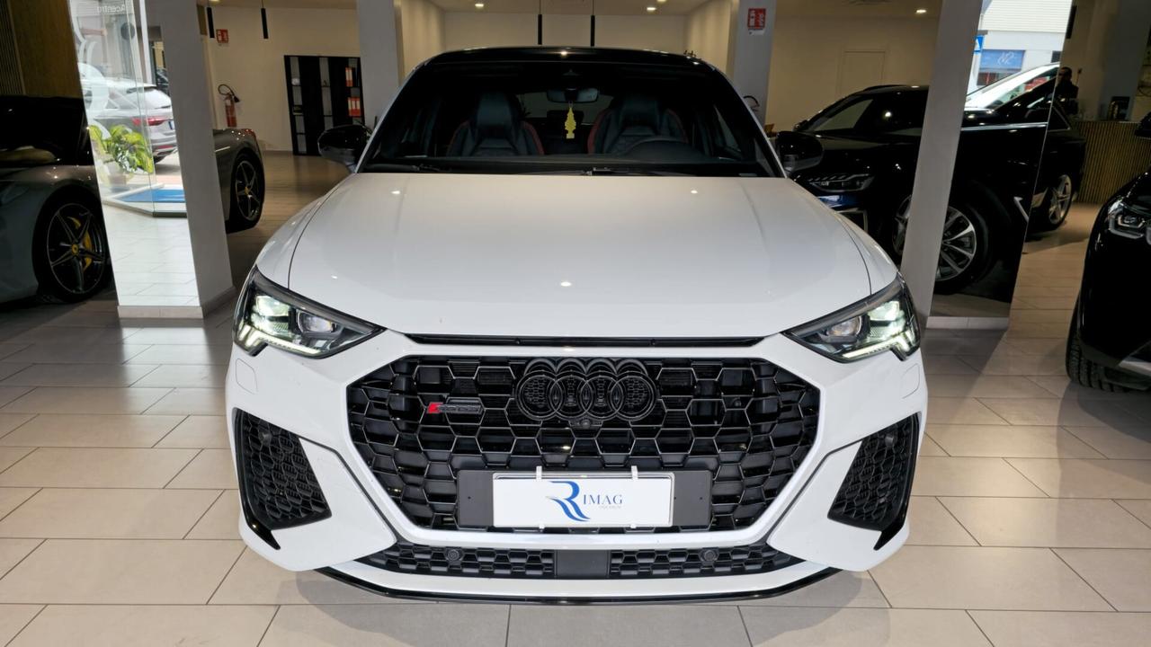 Audi Q3 RS SPB quattro S tronic