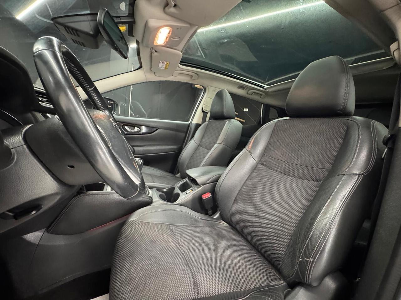Nissan Qashqai 1.5d 110 CV Tekna Full-2014