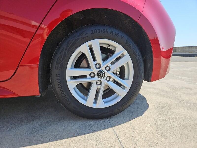 Toyota Corolla 1.8 Hybrid Active
