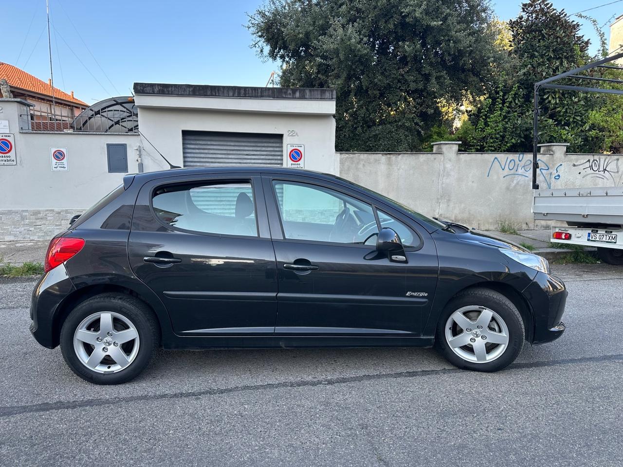 Peugeot 207 1.4 8V 75CV 5p. X Line ECO GPL