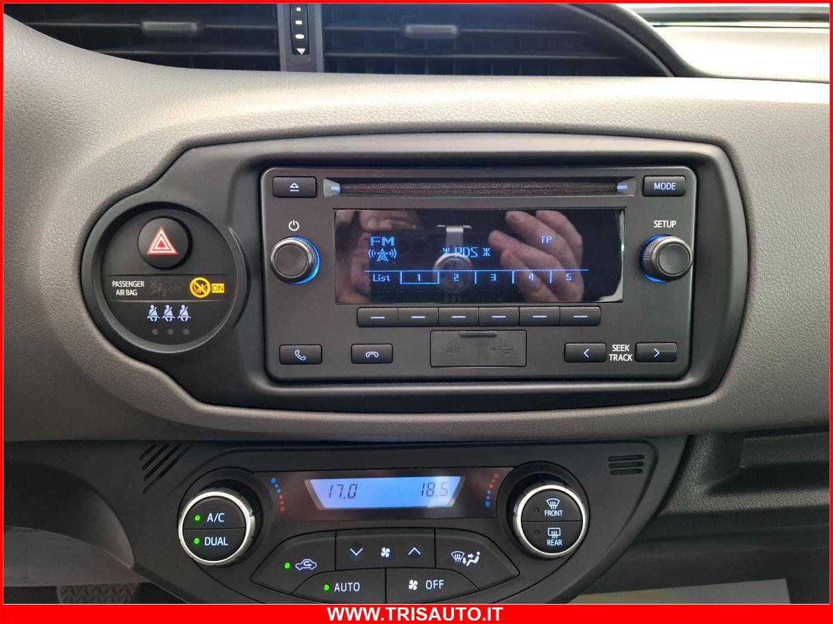 TOYOTA Yaris 1.5 Full Hybrid Aut. Cool 5p. NEOPATENTATI