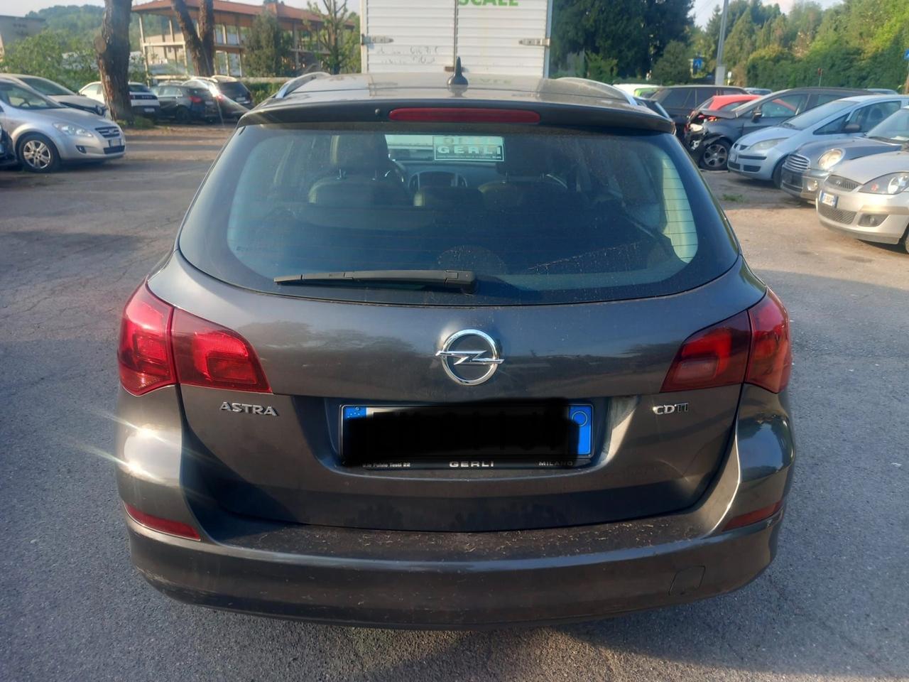 Opel Astra 1.7 CDTI 110CV Sports Tourer Cosmo