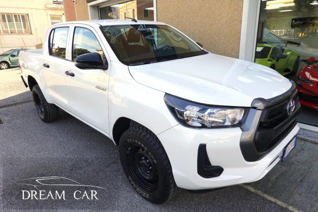 TOYOTA Hilux 2.4 D-4D 4WD 4 porte Double Cab