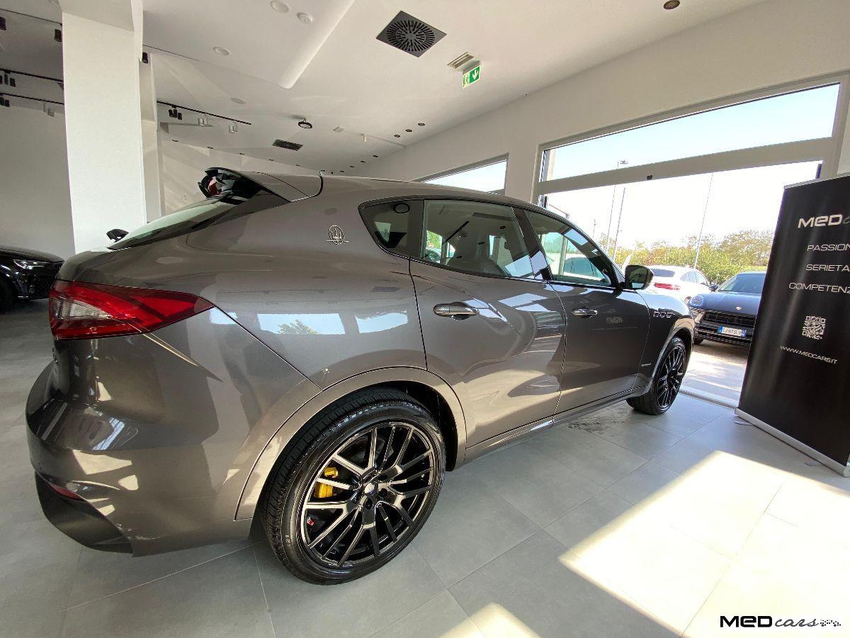 MASERATI - Levante - V6 350 CV AWD Gransport