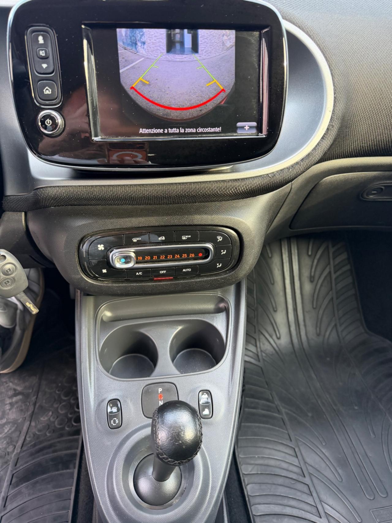 Smart For four cabrio automatica