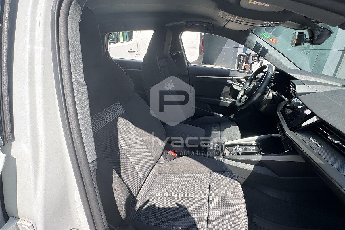 AUDI A3 SPB 30 TDI S tronic Business Advanced