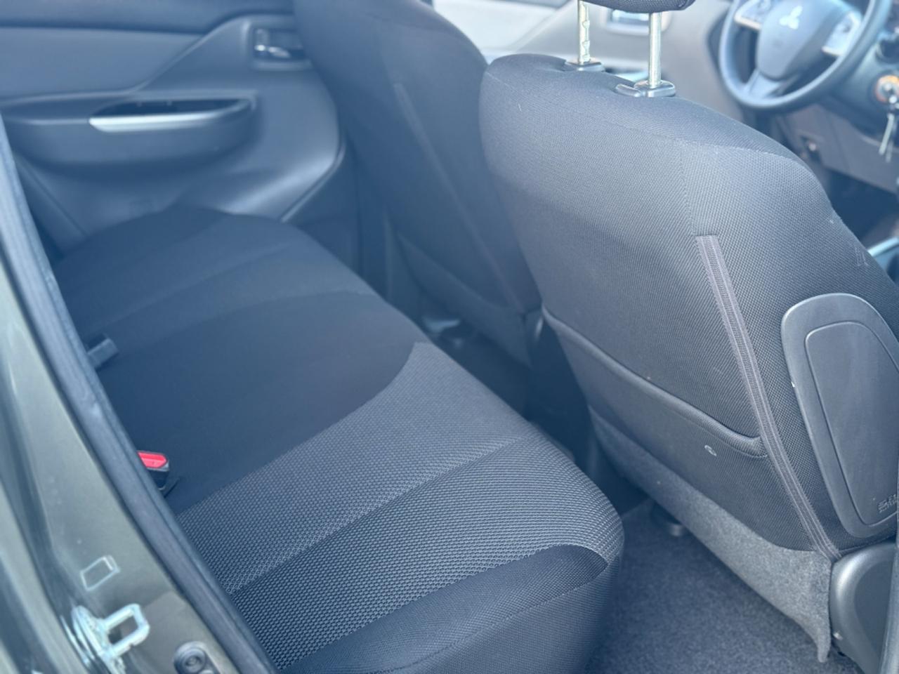 Mitsubishi L200 2.4 DI-D/154CV Double Cab Inform