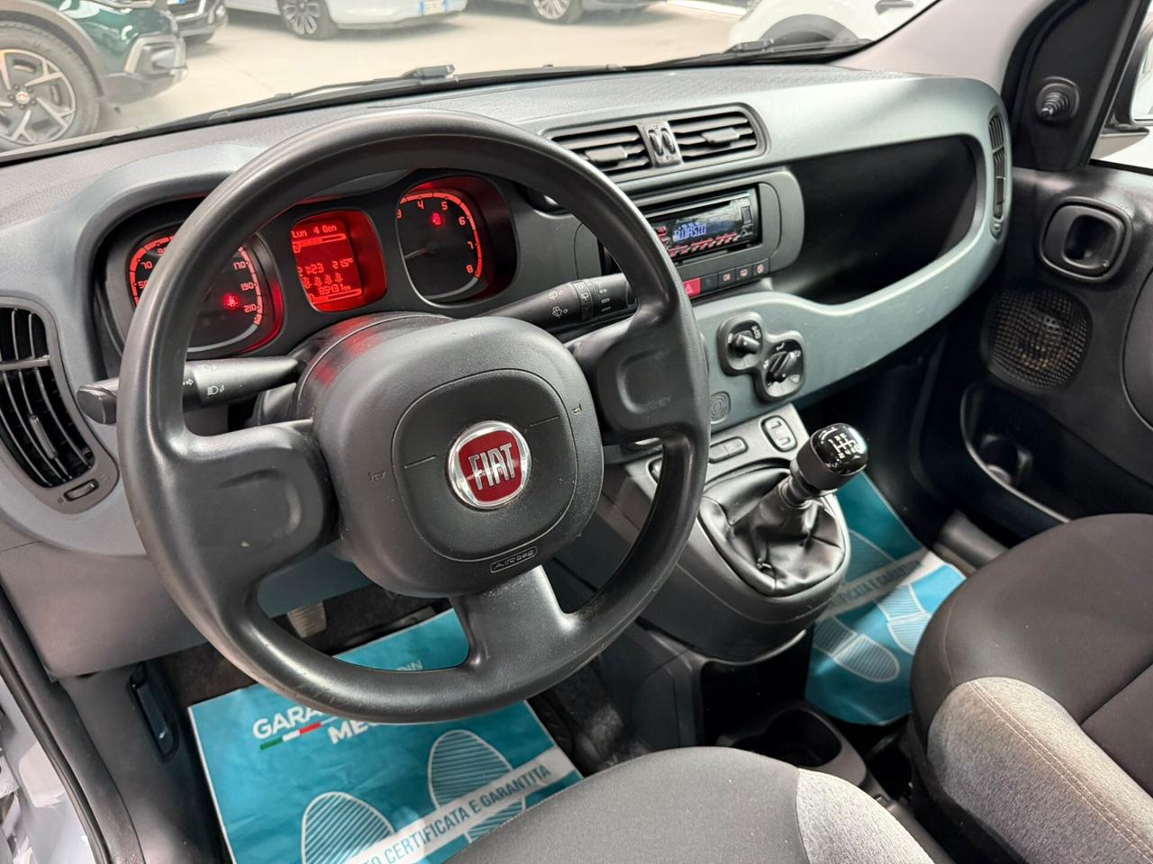 Fiat Panda 5 posti Euro 6 Neopatentati