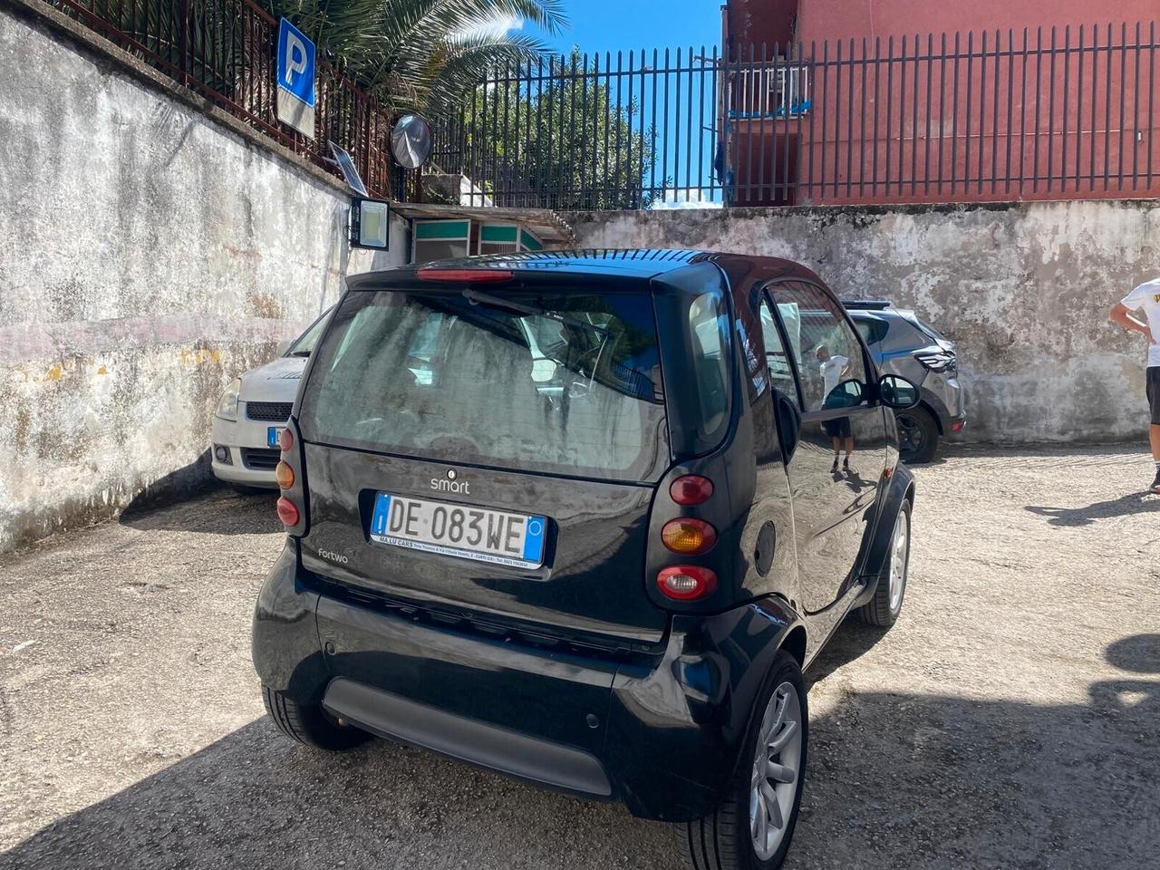 Smart ForTwo 700cc benzina(PRIVATO)-2005
