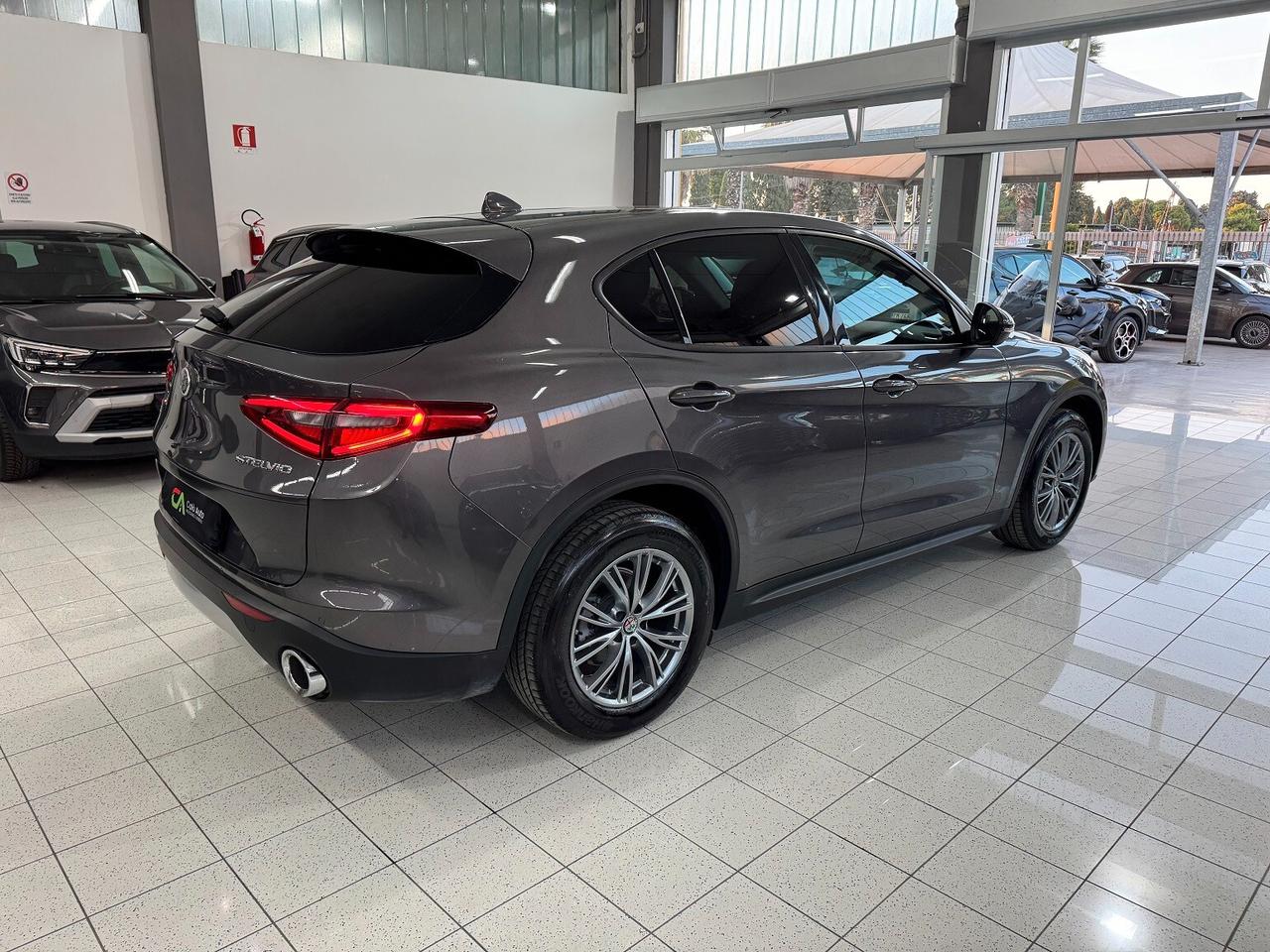 Stelvio 2.2 190CV AT8 Q4 NAVI VETRI SCURI BELLA