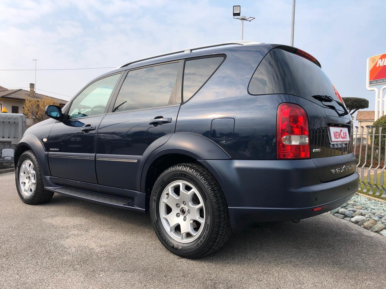 Ssangyong REXTON II 2.7 XVT A/T Executive Top