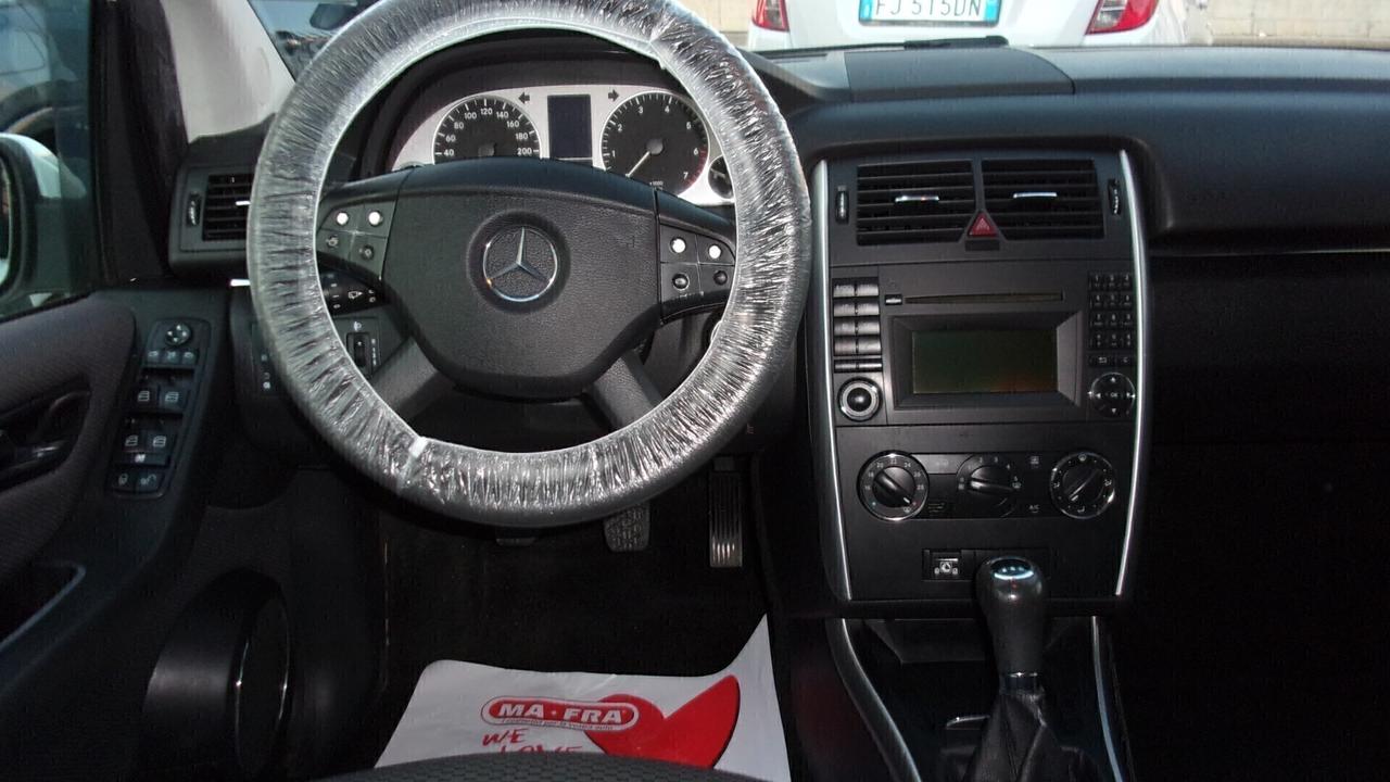 Mercedes-benz B 180 BlueEFFICIENCY Sport GPL