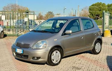 Toyota Yaris 5p 1.0 Expo c/clima