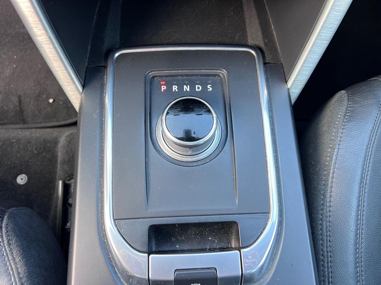 Land Rover Discovery Sport 2.0 TD4 HSE #9050