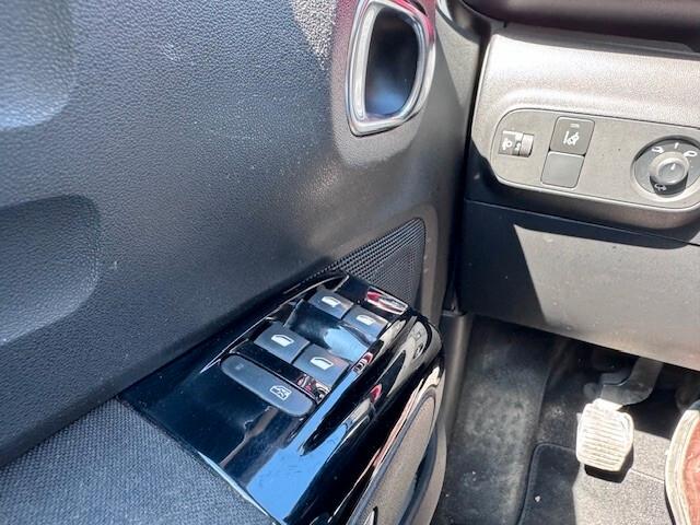 Citroen C3 1.2 BENZINA 83cv Shine