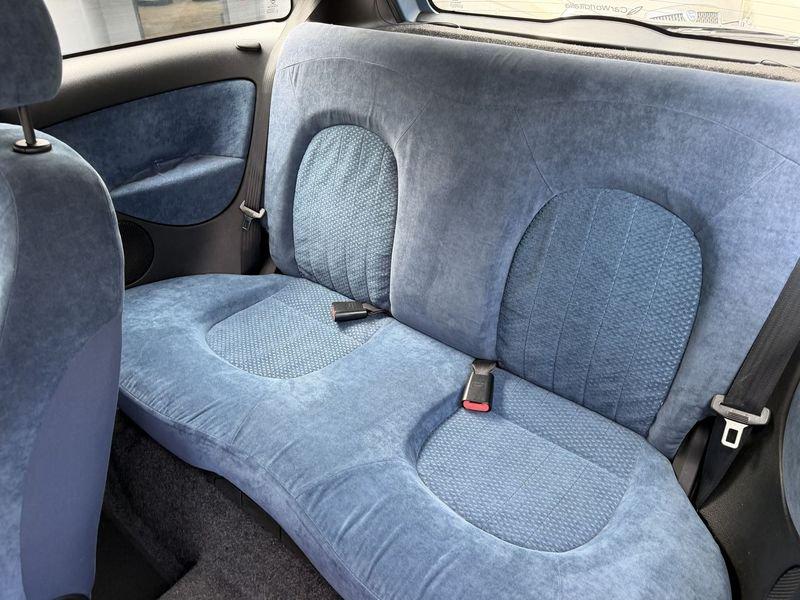 Lancia Ypsilon Ypsilon 1.2 16v Oro IDONEA NEOPATENTATI