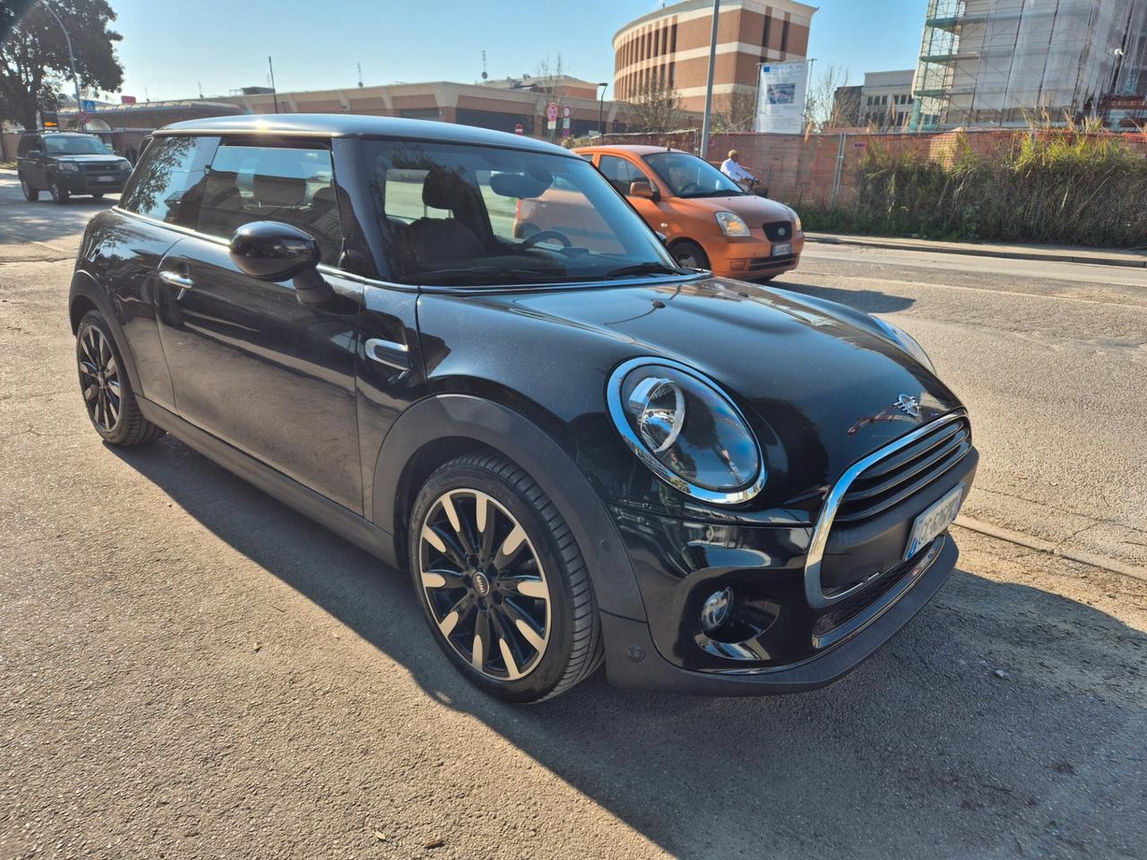 Mini 1.5 One Baker Street