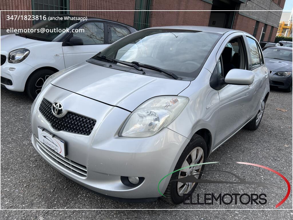 Toyota Yaris 5 Porte 1.0 Navi