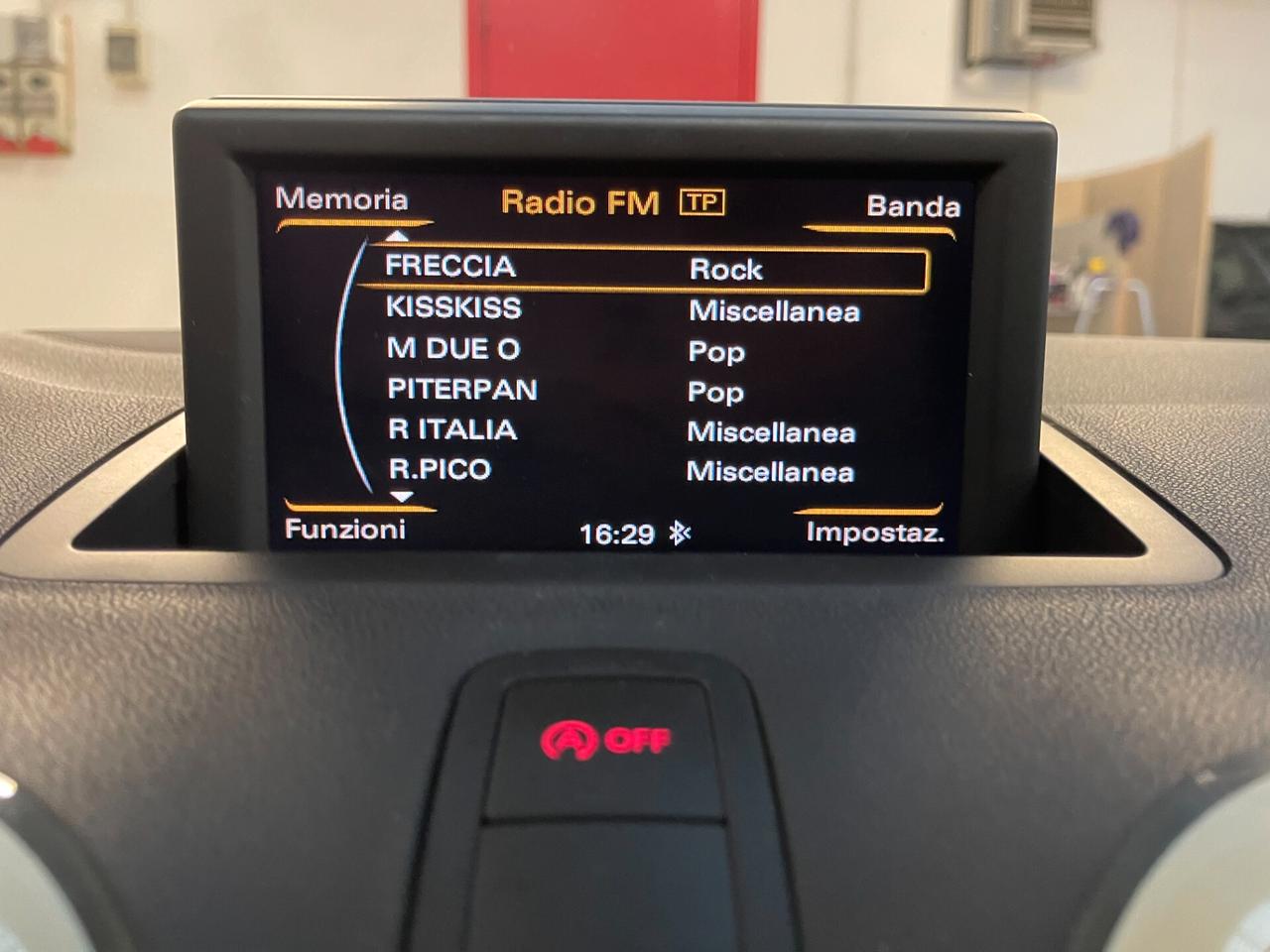 Audi A1 Ambition 1.6 TDI 105cv 3p-Ok Neopatent-LEGGI SOTTO