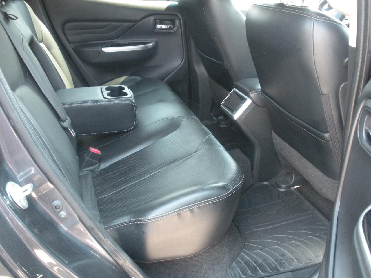Mitsubishi L200 2.3 D Double Cab 4x4 Super Select Intense aut.