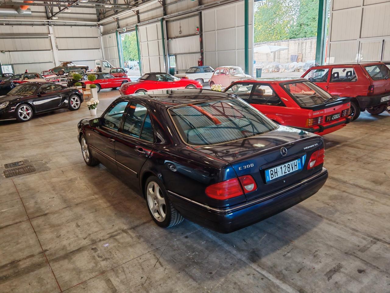 Mercedes-benz E 300 turbodiesel - Avantgarde -