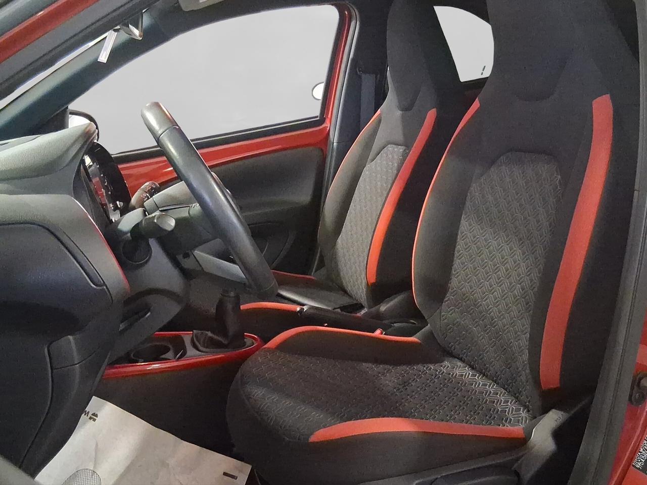 Toyota Aygo X 1.0 VVT-i 72 CV 5 porte Trend