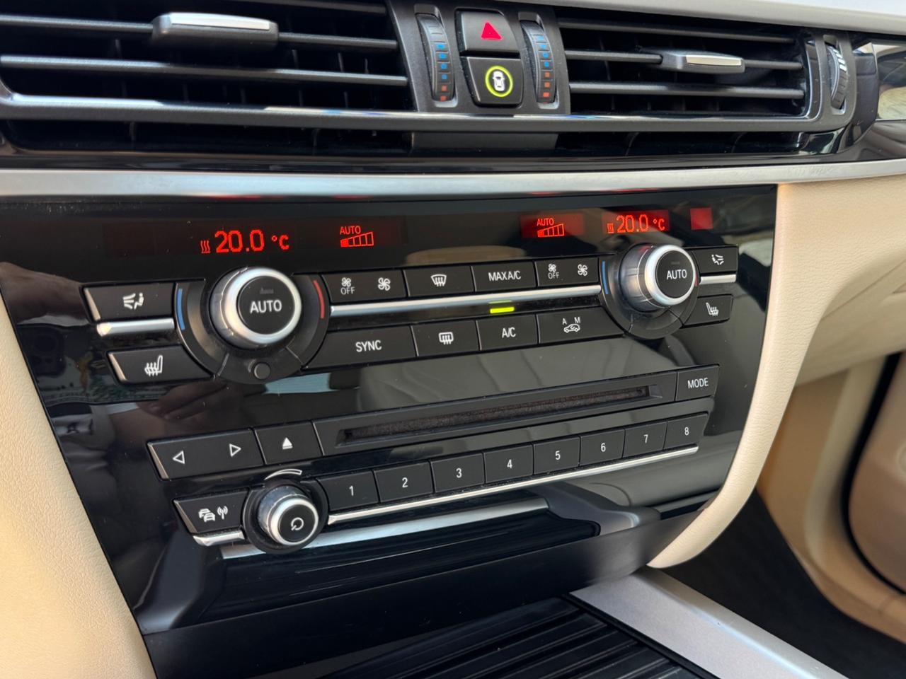 BMW X5 xDrive25d 218 CV – Garanzia 12 Mesi