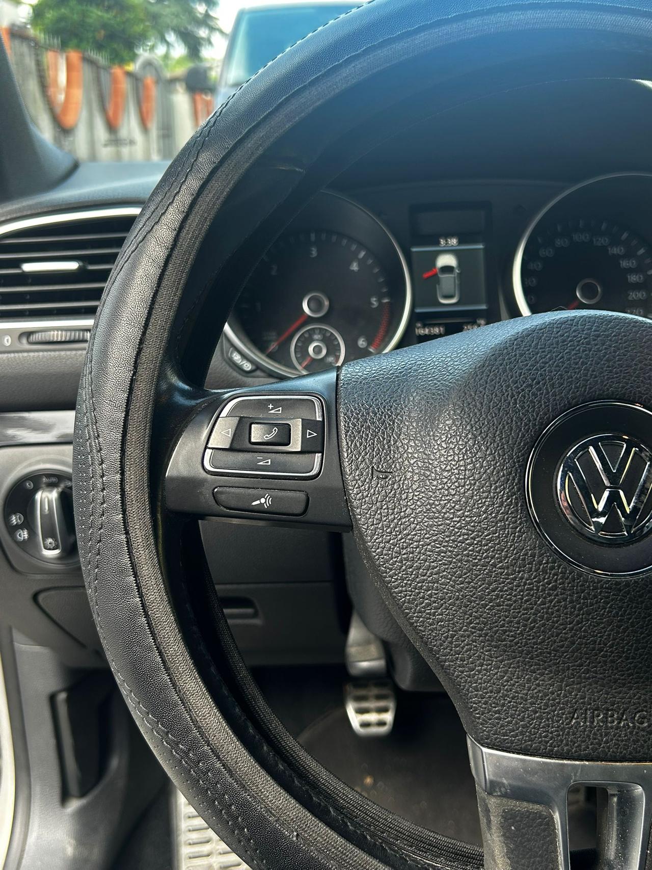 Volkswagen Golf Cabriolet 2.OTDI 140CVBLUEMOTION