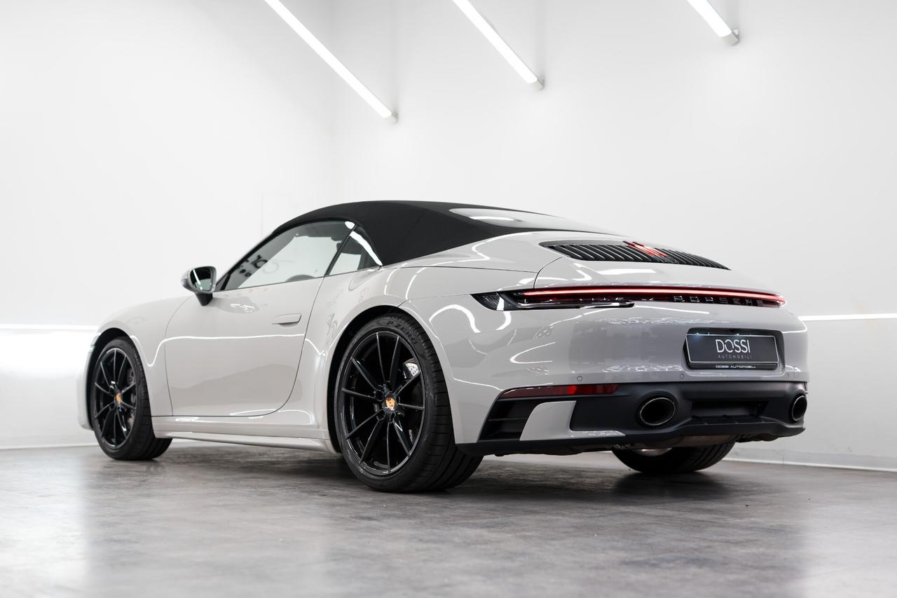 Porsche 911 Carrera Cabriolet GESSO