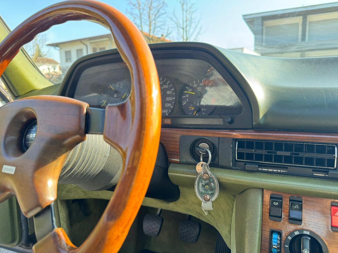 Mercedes-benz S-Series 280 SE