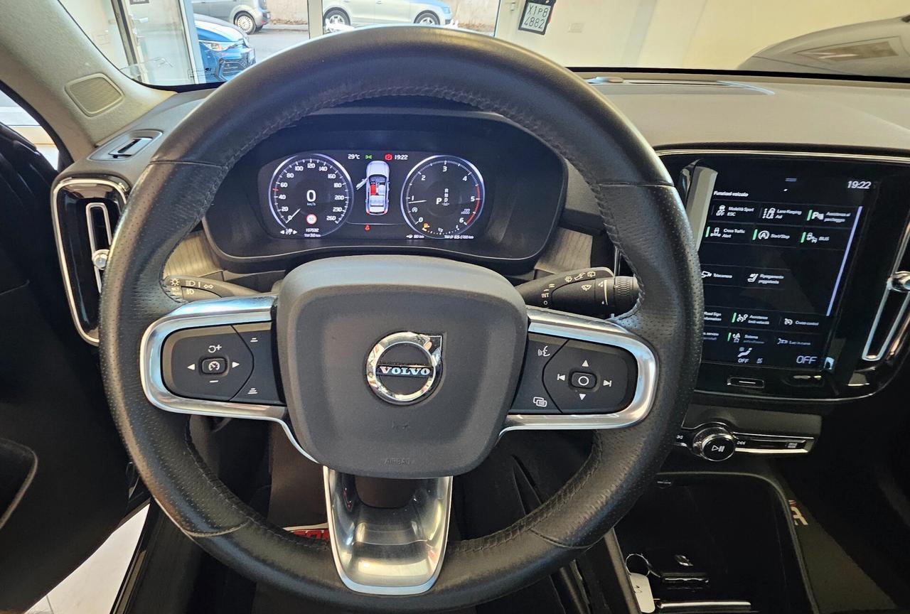 Volvo XC40 D4 AWD Geartronic R-design 190cv