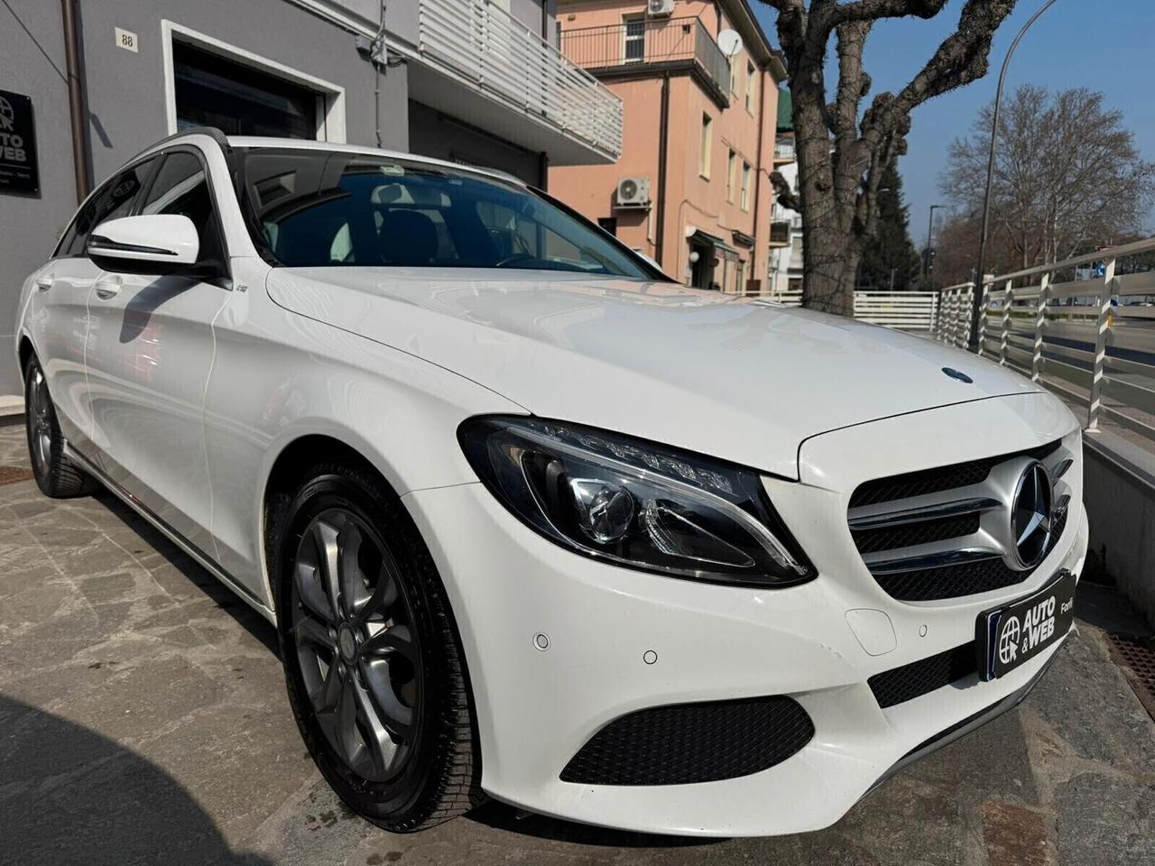 MERCEDES C 220 D S.W. AUTO SPORT