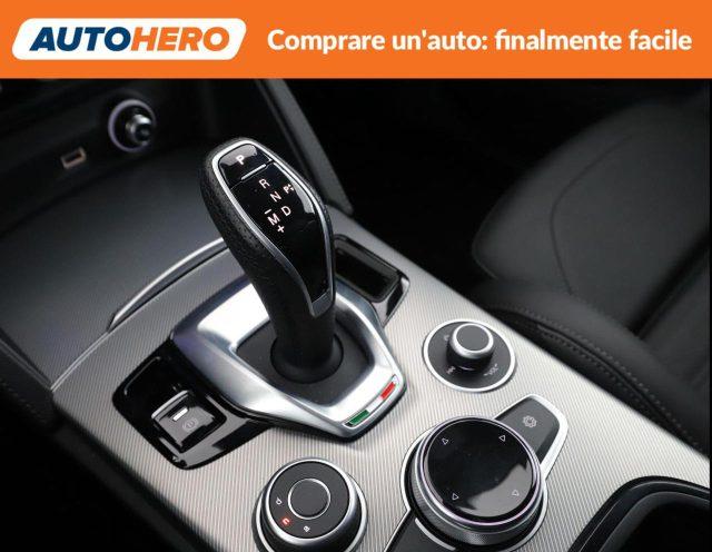 ALFA ROMEO Stelvio 2.0 Turbo 280 CV AT8 Q4 Veloce