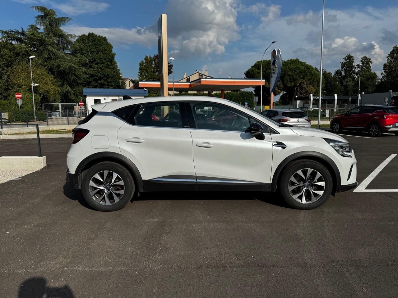 Renault Captur Plug-in Hybrid E-Tech 160 CV Intens