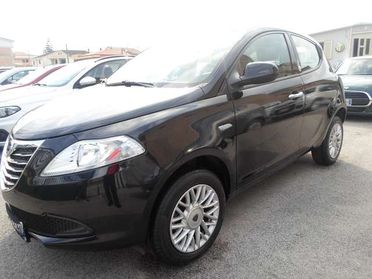 Lancia Ypsilon 0.9 t.air Gold c/CL ecochic metano 84cv