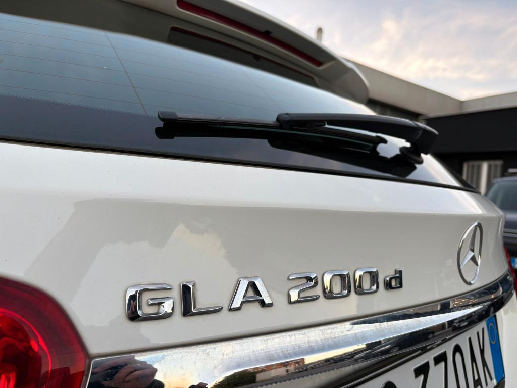 Mercedes GLA 2.2 DIESEL 136 CV 200 d (cdi) Sport