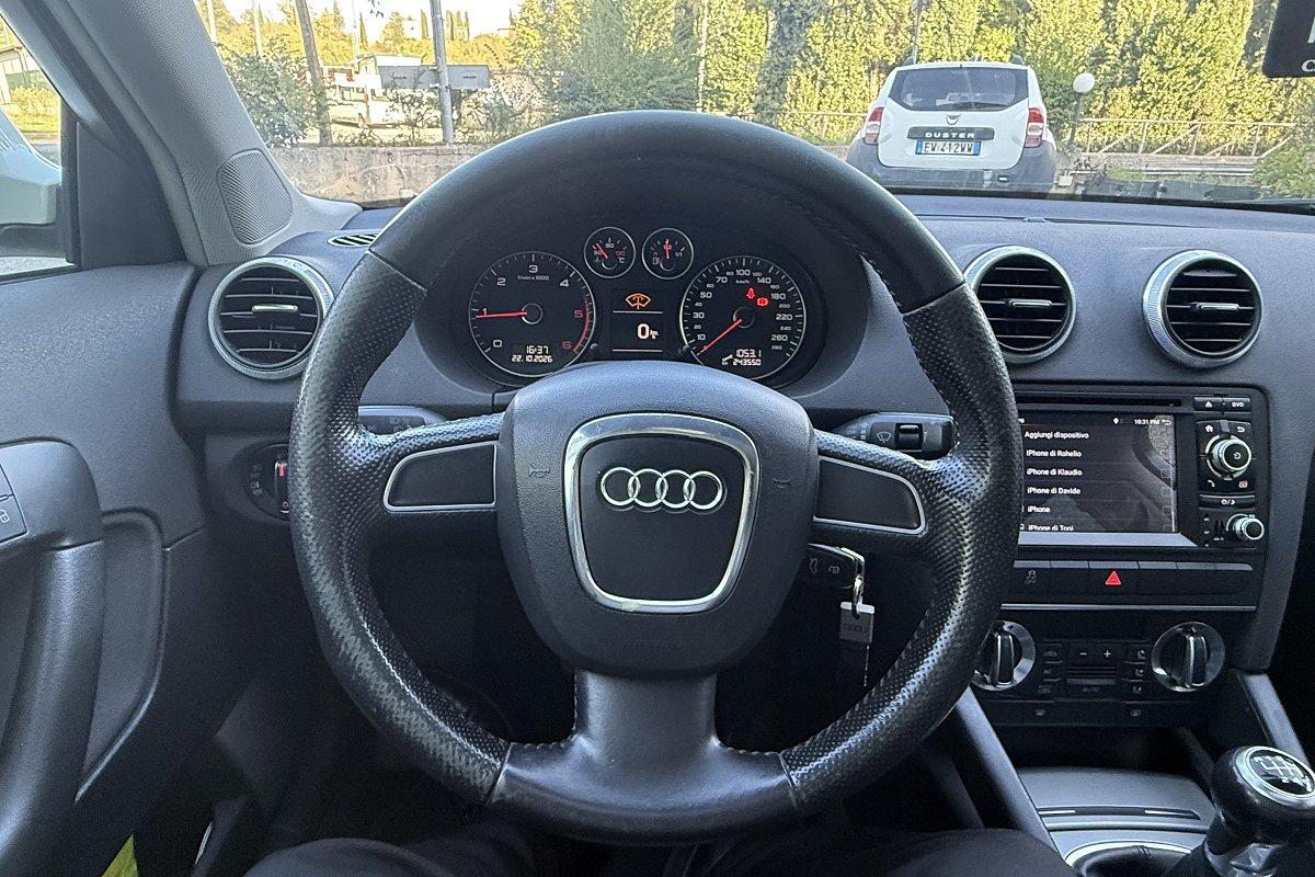 AUDI A3 SPB 2.0 TDI F.AP. Ambiente