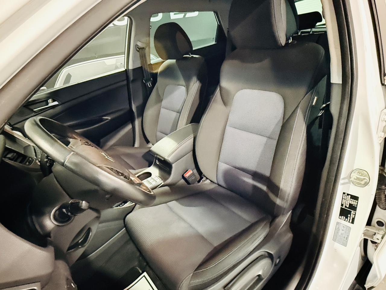 Hyundai Tucson 1.7 CRDi DCT Sound Edition*AUTOMATICA*