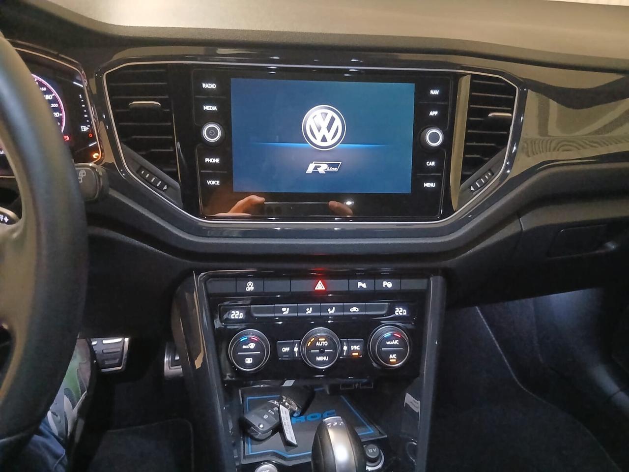 Volkswagen T-Roc 1.5 TSI ACT DSG R Line PARI AL NUOVO tua a € 312 mese